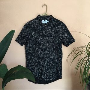 TOPMAN. Small. Short sleeve. Button down.